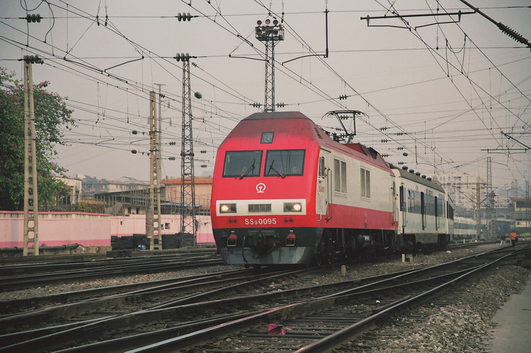 SS9 0095.jpg